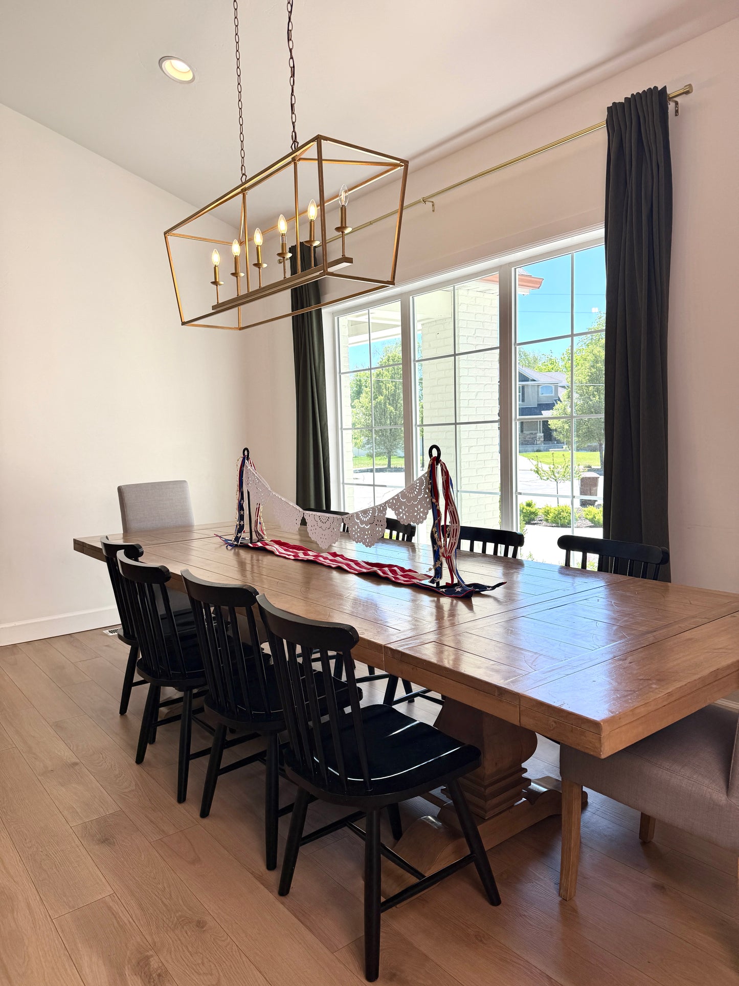Table Runner/ Extra Extra Large Ribbon